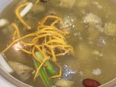 -野菌园·野生菌火锅首创第一家(关兴路总店)
