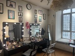 -红像馆连锁精致证件照职场照(中关村店)