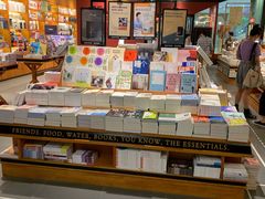 -西西弗书店&矢量咖啡(凯德晶萃广场店)