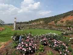 -昆明春城湖畔度假村