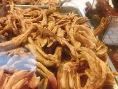 -王浩儿纪六孃甜皮鸭(乐山总店)