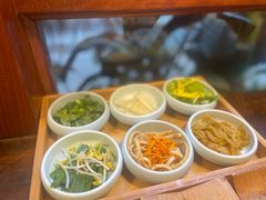 -银米·云南传统过桥米线(双廊黑金冠店)