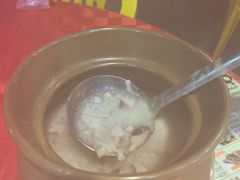 -先鲜鲫鱼粥