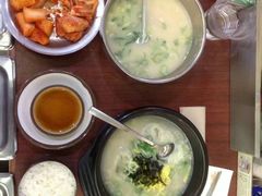 -神仙雪浓汤(明洞店)