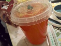 -左庭右院鲜牛肉火锅(浦江欢乐颂店)