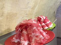 -洞庭洲·防空洞火锅·铜锅涮肉·烧烤(新百广场店)