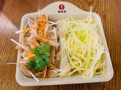 -李先生牛肉面大王(上海站南广场店)