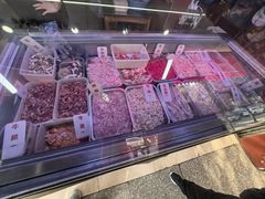 -周良天山牛杂城(天山路总店)