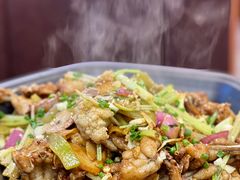 干锅牛蛙-老佛爷正宗铜炉蛙锅(五道口店)