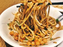 武汉热干面-文叔·湖北名小吃·小龙虾(华强北店)