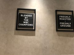 -瑞幸咖啡(怡富广场店)