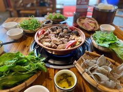 -阿婆情腊排骨火锅(金虹路店)