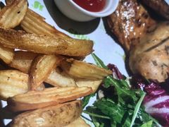 -JINNS锦时 steak&pizza(浸信会礼拜堂旧址店)