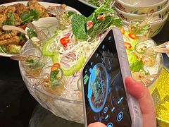 -大头虾越式风味餐厅(光明广场店)