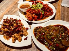 -嗨辣小聚·盘锦河蟹·海鲜烧烤龙虾(盘锦十年好店)
