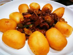 脆皮鲜奶拼蚝油牛肉-和记小菜(大宁店)