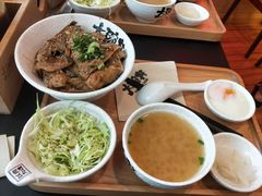 -熊吞·大碗丼烧肉饭(济宁万达广场店)