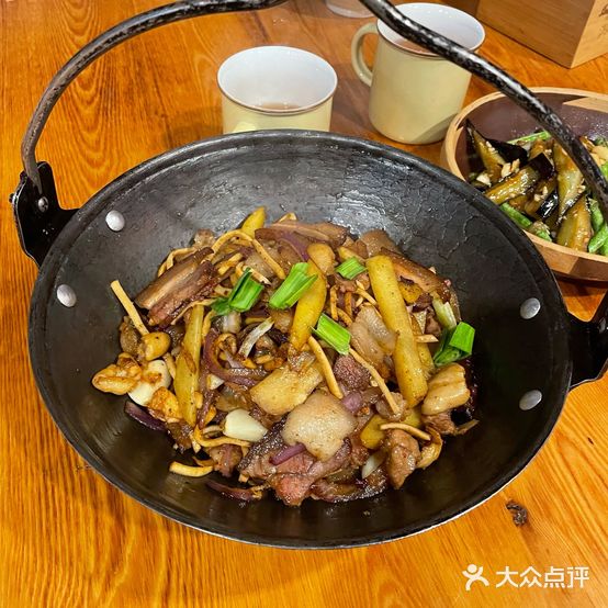 耕农源·湘西原著风味土菜(总店)