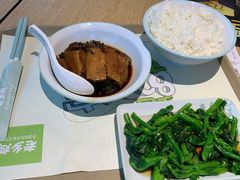 -老乡鸡(上海品尊国际中心店)