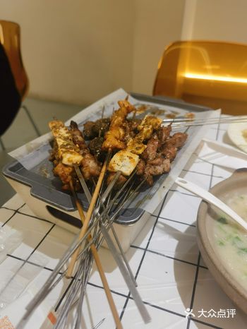 #0元玩转这座城 这是一家风格与众不同的烧烤店