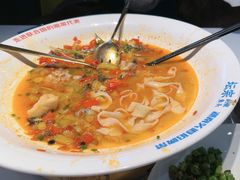 -坛宗剁椒鱼头(河西王府井店)