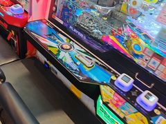 -反斗乐园π·电玩·高空拓展·蹦床(龙华天虹店)
