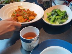 -凤凰湘语·平价海鲜餐厅(浦东旗舰店)