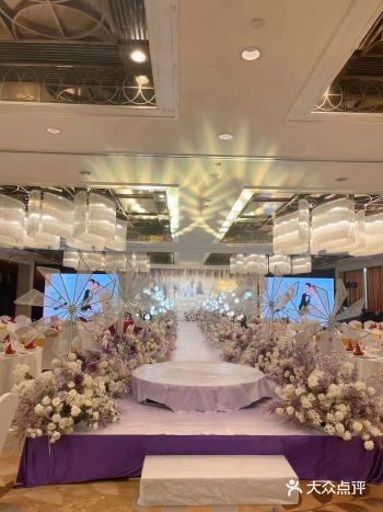 这次找的大品牌Marry Sales宴会管家来筹办了