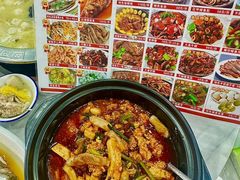 -丹水桥地锅鱼·翘嘴鲌·地方特色全鱼宴(丹江口大坝店)