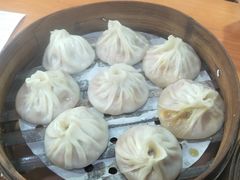 -莱莱小笼·乔艾