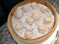 蟹黄大汤包-孔乙己(后海店)