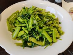 -阿峰饭店·本地土菜馆·农家土鸡煲·一品神仙鸡(报福店)