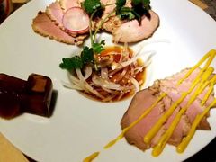 -穹六人间 people 6(岳阳路店)