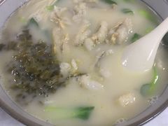 招牌黄鱼面-明呈黄鱼面馆(斜土路店)