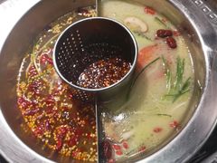 -佬土鹅肠火锅(解放路店)