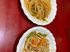 -金杨拉面王小吃面馆·牛三宝面·红烧牛肉粉
