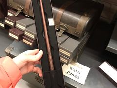 -九又四分之三站台哈利波特商店