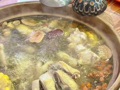 -广味炭炉鸡煲(宝业路分店)