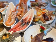 -雍容荟帝王蟹活龙虾展台自助(IFS黑金店)