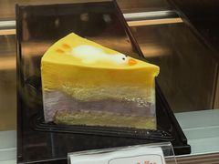 躺平鸭蛋黄慕斯-TIMO COFFEE 阿拉校园面包