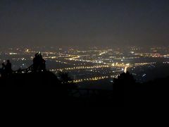 -鬼笑石后山停车场