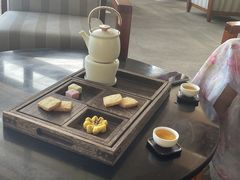 -亚龙湾喜来登·美景台大堂吧