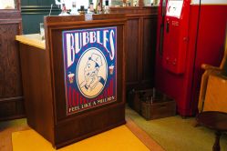 -IMUSE BARBER SHOP