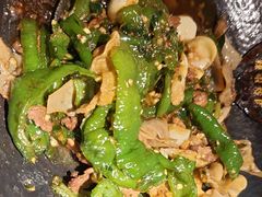-费大厨辣椒炒肉(高铁吾悦广场店)