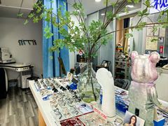 -视野联行眼镜·蔡司·依视路(省体育馆店)