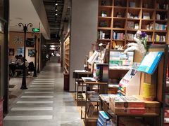 -百新书局(尚悦湾店)