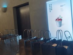 -喜茶(深圳万象城黑金店)