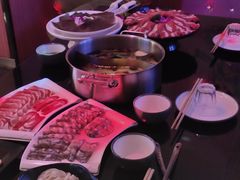 -唯爱KTV聚会餐厅(仙林东城汇店)