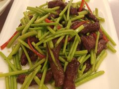 芹菜梗牛柳-复旦大学本部-食堂