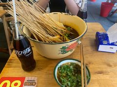 辣卤串串-拈签一笑黄牛肉辣卤串串